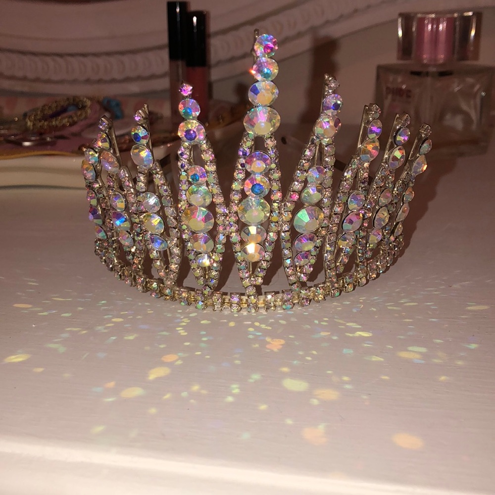 Two Crowns!